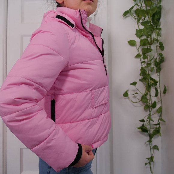 Cute bright pink puffer coat, size US S/XS - Picture 9 of 14